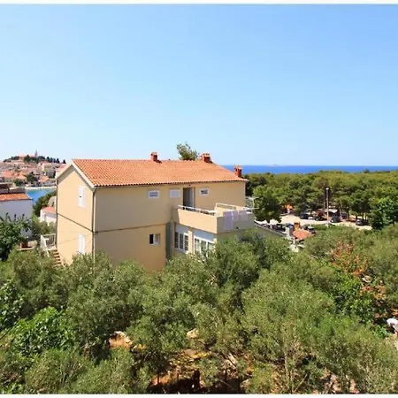 For 2 Persons Apartment Primosten