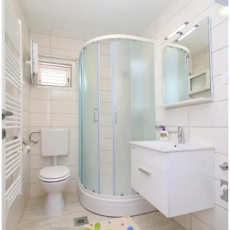 For 2 Persons Apartment Primosten